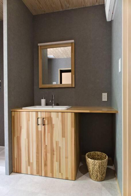 Hinoki No Ie - Cottage With Natural Hot Spring In A Cypress Bathtub Shika Eksteriør bilde
