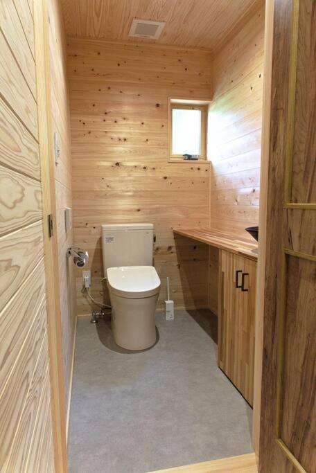 Hinoki No Ie - Cottage With Natural Hot Spring In A Cypress Bathtub Shika Eksteriør bilde