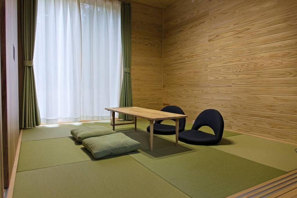 Hinoki No Ie - Cottage With Natural Hot Spring In A Cypress Bathtub Shika Eksteriør bilde