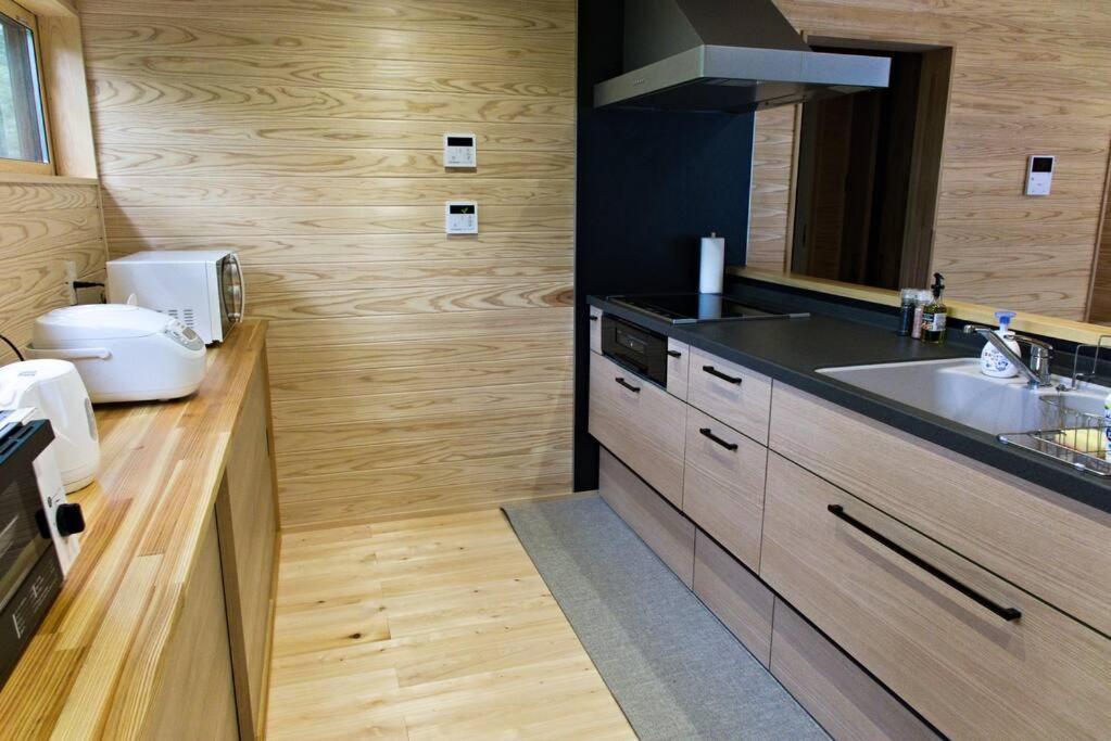 Hinoki No Ie - Cottage With Natural Hot Spring In A Cypress Bathtub Shika Eksteriør bilde